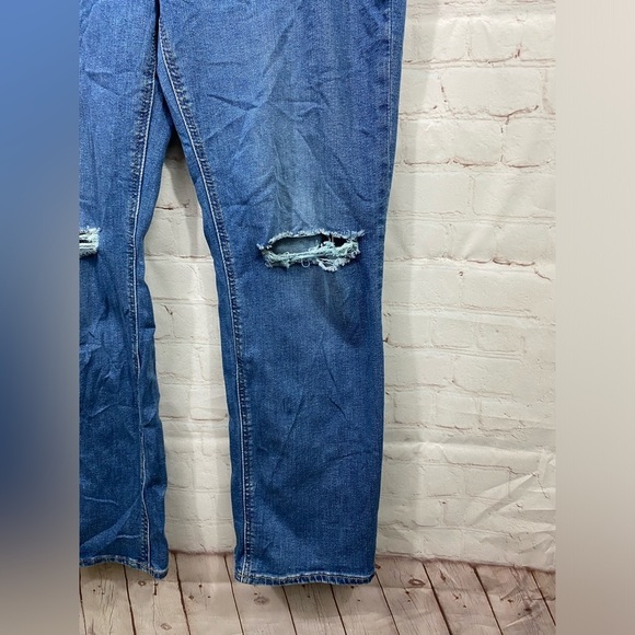 Lee Heritage Jeans Women’s Size 14M Blue Medium Wash Distressed Straight Leg - Picture 3 of 8